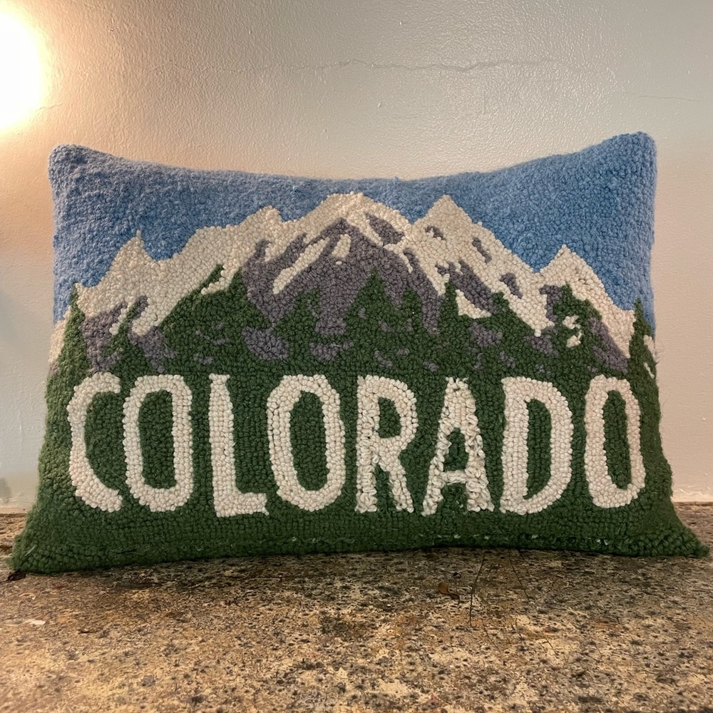 Colorado throw pillow
